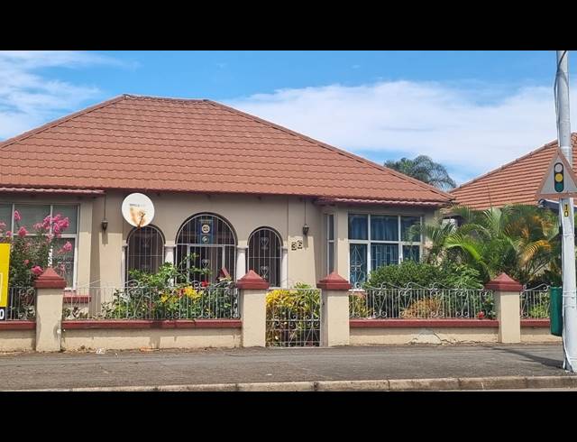 3 BEDROOM HOUSE FOR SALE IN GLENWOOD